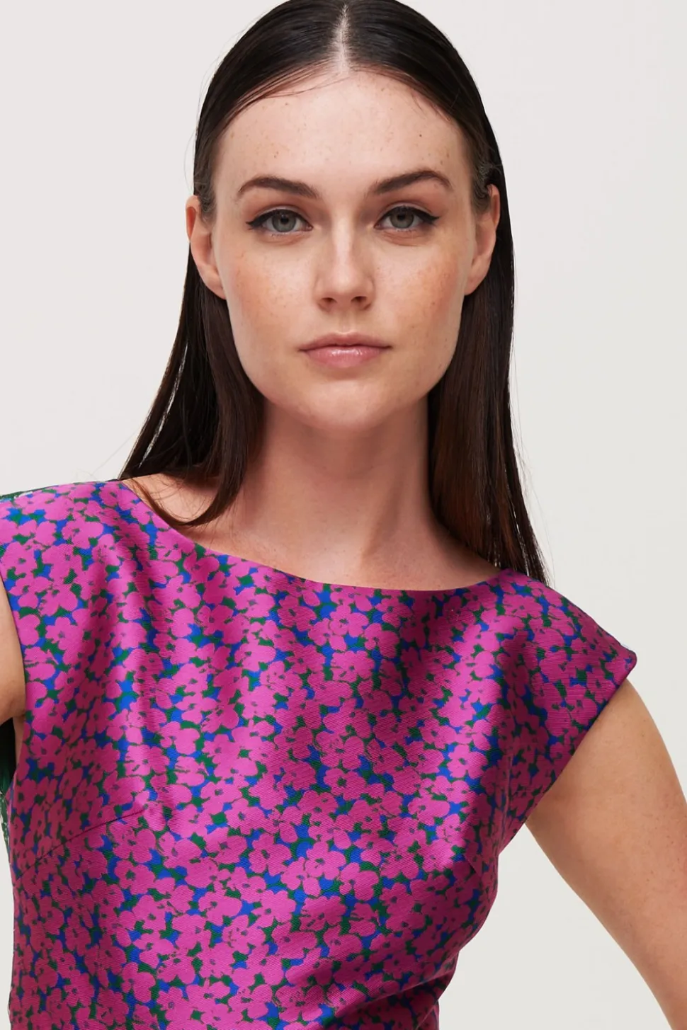 Abito a fiori decorato