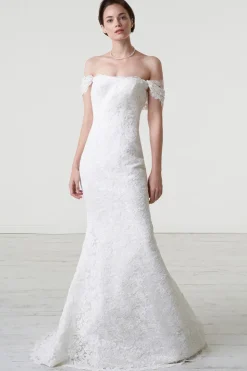 Abito da sposa a sirena in pizzo macrame off shoulder