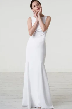 Abito da sposa con scollo a barca