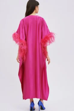 Abito kaftano fucsia con piume