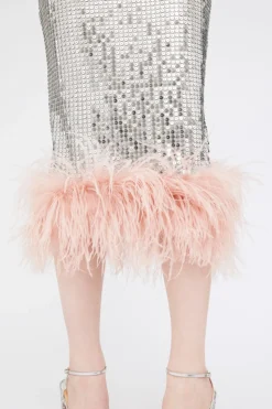 Abito paillettes e piume