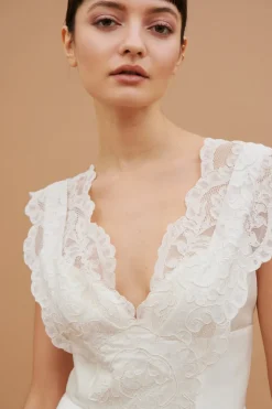 Abito scivolato con pizzo