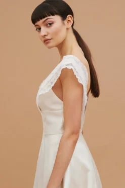 Abito scivolato con pizzo