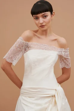 Abito shantung con pizzo