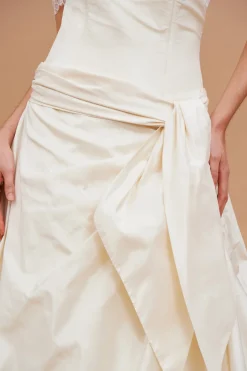 Abito shantung con pizzo