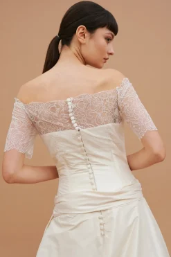 Abito shantung con pizzo