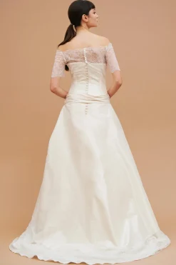 Abito shantung con pizzo