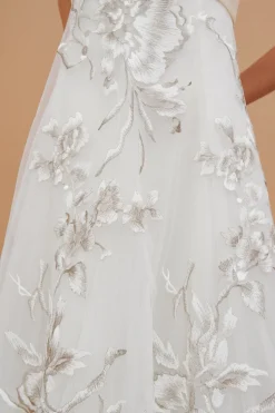 Abito tulle con fiori