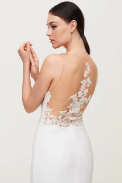 Bustier con ricami