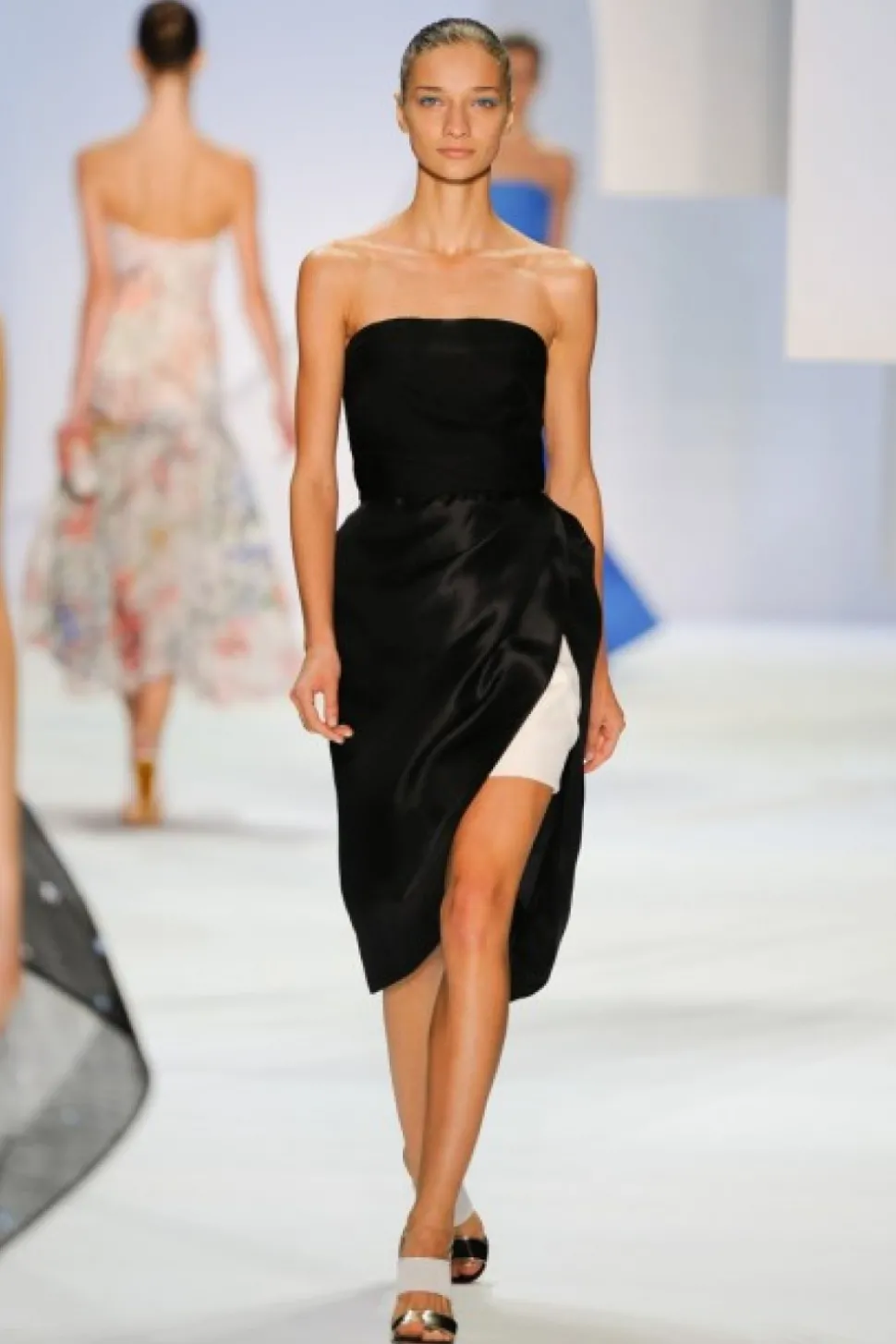Bustier con spacco
