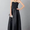 Completo con gonna ampia e top bustier