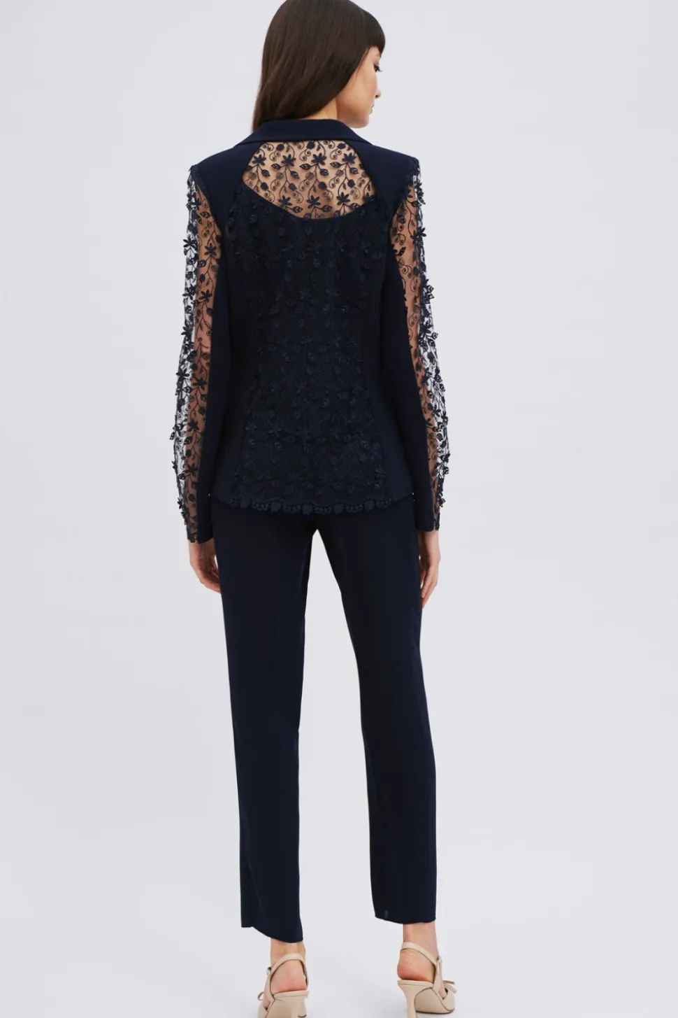 Completo con pizzo