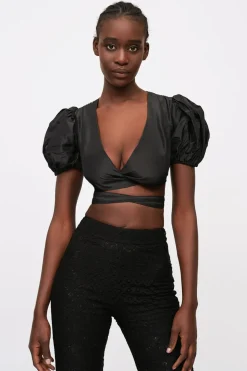 Completo crop top e pantalone