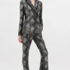 Completo giacca e pantalone con motivo pitonato