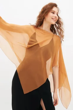 Copri abito in chiffon beige