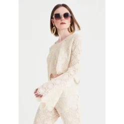 Crop-top macramè