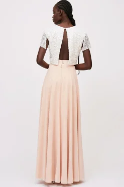 Top paillettes e gonna rosa